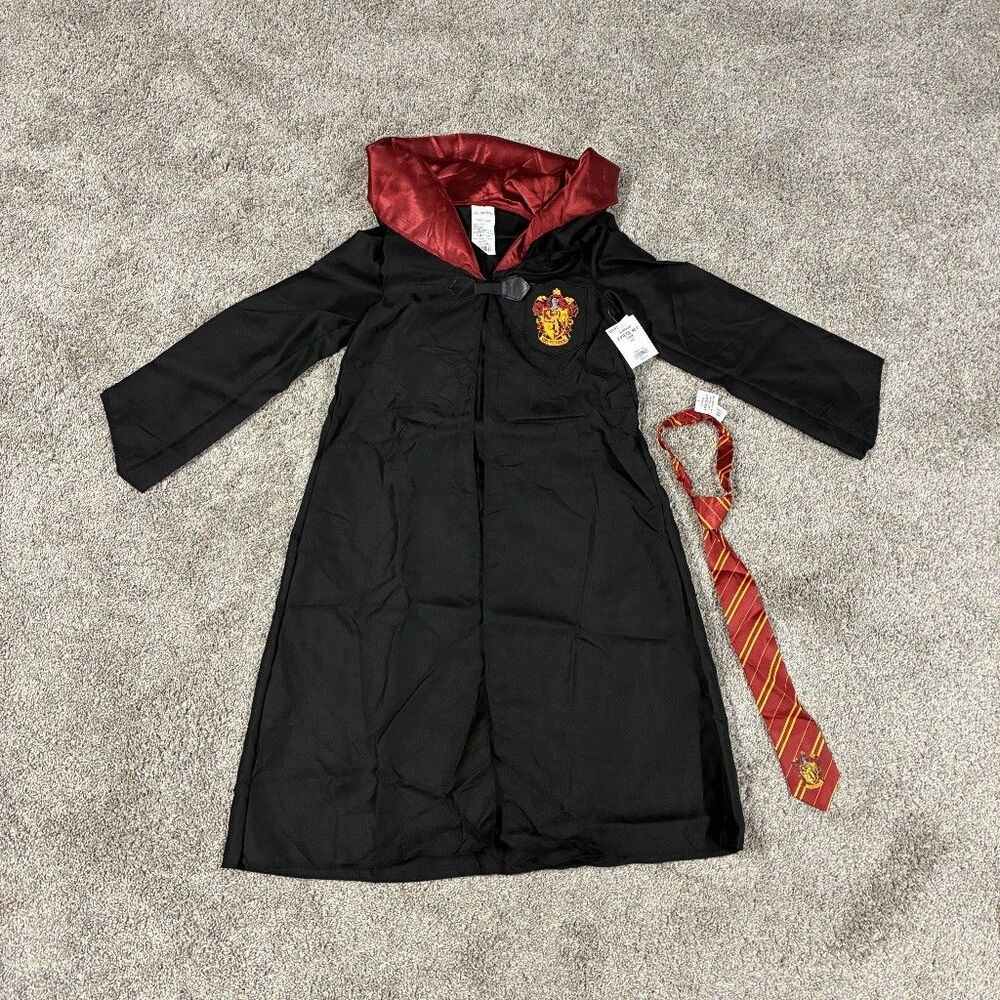 Harry Potter Gryffindor 2pc Costume Set Medium 8-10 Robe Tie NWT Halloween Party